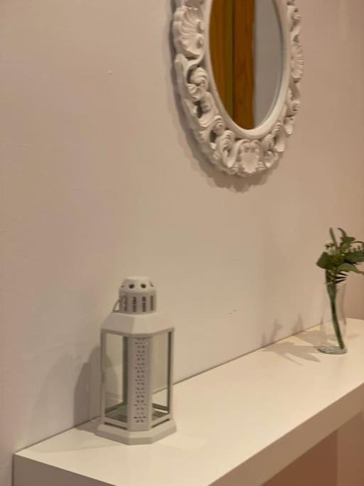 Rooms In Spacious Beach Flat In Valencia Eksteriør bilde